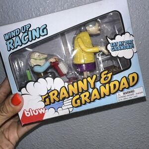 Bluw Racing Granny & Grandad Wind Up Toys NEW
